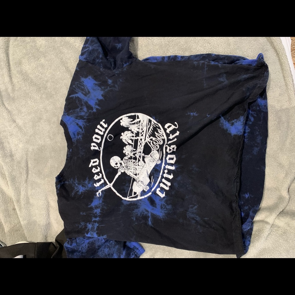 graphic tees